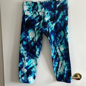 NWOT Calvin Klein crops L